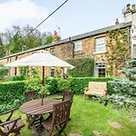 Wychwood Whitby