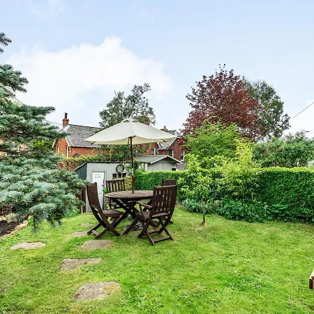 Semesterbostad Wychwood