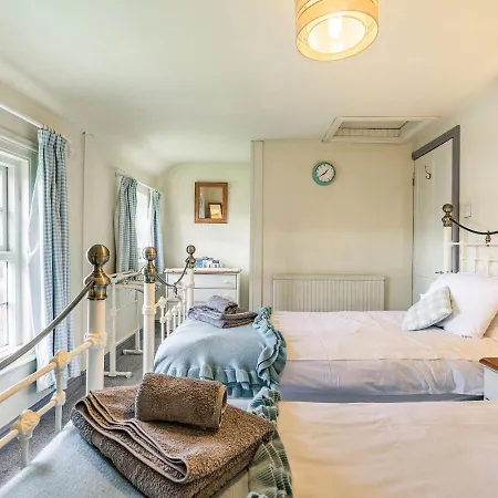 Σπίτι διακοπών Wychwood Γουίτμπι